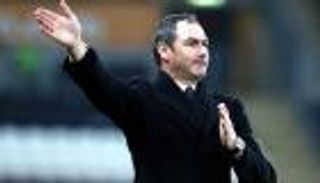 مدرب سوانزي يجهز لإسقاط أرسنال بخطة البايرن