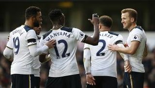 فريق توتنهام