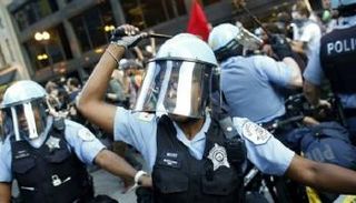 أمريكا تعترف بعنصرية الشرطة ضد السود