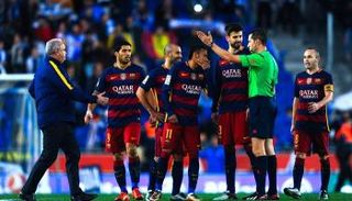 حكم مباراة برشلونة