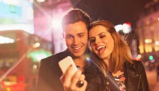 صور السعادة الزوجية