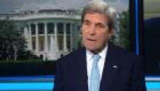 كيري يهاجم ترامب بسبب ميركل