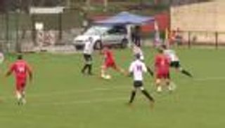 بالفيديو.. لاعب "هاوي" يسجل هدفاً مذهلاً بطريقة ميسي