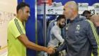 زيدان يجدد الثقة في نافاس