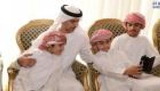 عمر بن زايد يقدم واجب العزاء في شهيد الإنسانية أحمد المزروعي