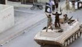 هل يدفع حصار "داعش" لدير الزور السكان للقتال بجانب الأسد؟