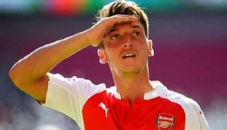 أوزيل نجم أرسنال