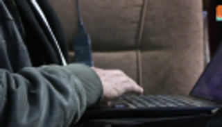 راديو فريش في إدلب "صامد" رغم الحرب والمضايقات