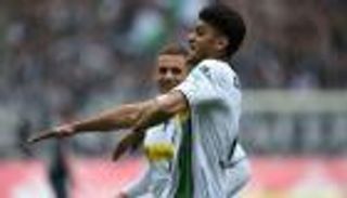 جلادباخ يسعى لتأمين بقاء دهود خوفاً من كبار أوروبا