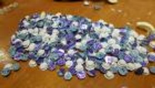 ضبط ألف قرص مخدر داخل "زبدة بلدي" في مطار القاهرة