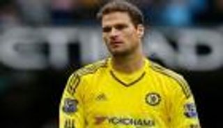 تشيلسي يدرس التخلي عن حارسه