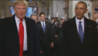 أوباما يلقي التحية على الجميع وترامب يكتفي بتحريك يده