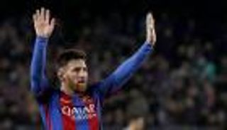 ميسي يقترب من توقيع عقد تاريخي مع برشلونة