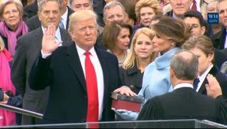 الرئيس الأمريكي ترامب