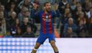 توران ينفي رغبته في الرحيل عن برشلونة