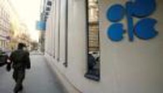 وزراء في أوبك.. خفض إنتاج النفط يمضي في الاتجاه الصحيح