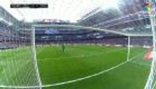 بالفيديو.. هفوة كاميني الكارثية تؤكد تذبذب حالة رونالدو