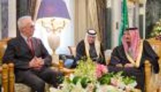 العاهل السعودي يبحث جهود مكافحة الإرهاب مع المنسق الأوروبي