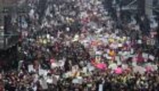 الانقسام الأمريكي يتجلى بعد أول أيام ترامب