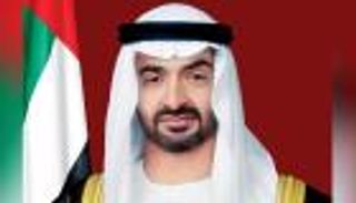 محمد بن زايد يقدم واجب العزاء لأسرة الشهيد عبد الله الكعبي