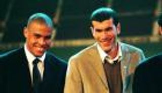 دراما العلاقات الكروية.. رونالدو وزيدان أفضل زميلين في تاريخ الكرة