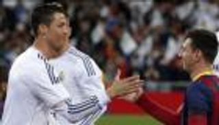 رونالدو: لست في حرب مع ميسي