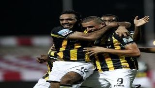 لاعبا الاتحاد