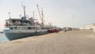 بالصور.. ميناء "المخا" من مصدّر البن اليمني للعالم إلى منفذ للتهريب