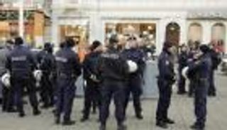 النمسا تعتقل 14 للاشتباه في صلتهم بداعش