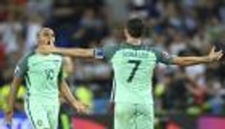 ماريو يحاول إقناع رونالدو بالانضمام لإنتر ميلان