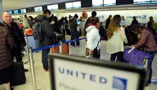 ترامب يبدأ الحرب ضد المهاجرين