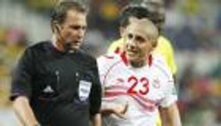 فيديو: الخزري يرفض مصافحة كاسبارزاك