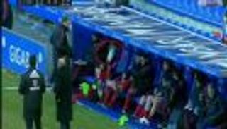 بالفيديو.. سيميوني يرد على زجاجة كاراسكو 