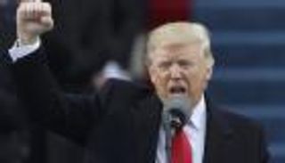 ترامب وافق على بدء محادثات تجارية جديدة مع بريطانيا 