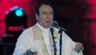 بالفيديو.. حقيقة وفاة المطرب السوري صباح فخري