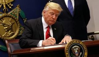 الرئيس الأمريكي دونالد ترامب