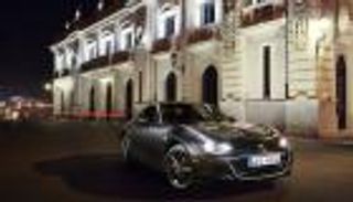 بالصور.. سيارة مازدا "إم أكس 5" الشقية تتحدى