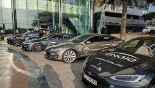 سيارات كهربائية مشاركة بالرحلة