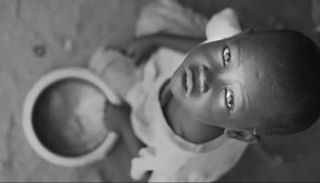 اغرس حب الخير في طفلك منذ الصغر