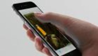 11 دولارا سعر أول هاتف "محمول" مصري 