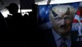 "الإرهاب" يمتطي قرار ترامب لترويج "كراهية أمريكا للمسلمين"