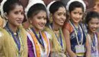 بالصور.. سحر الفن الشعبي الهندي في "القلعة الحمراء"