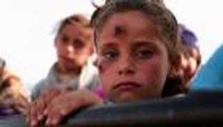 بالصور.. ترامب يغلق باب الأمل الأخير بوجه مرضى سوريا