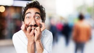 احذروا من الميكروبات على عقولكم