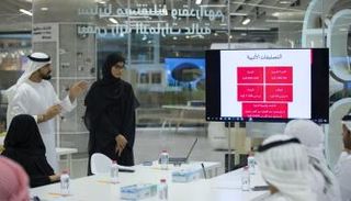 ورشة للكتابة في مركز الشباب