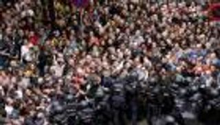 كتالونيا.. العنف والاحتقان يخيمان على استفتاء الانفصال