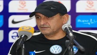 جمهور الهلال يحتوي غضب دياز عبر "تويتر"