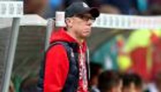 8 هزائم في 9 لقاءات لا تكفي لإقالة مدرب كولن