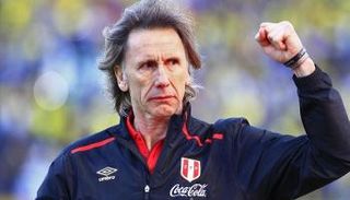 مدرب بيرو: جاهزون لمواجهة الأرجنتين في أي مكان