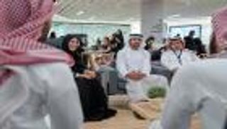 بالفيديو.. حمدان بن محمد يفتتح سوق مشاريع الشباب العربي بدبي